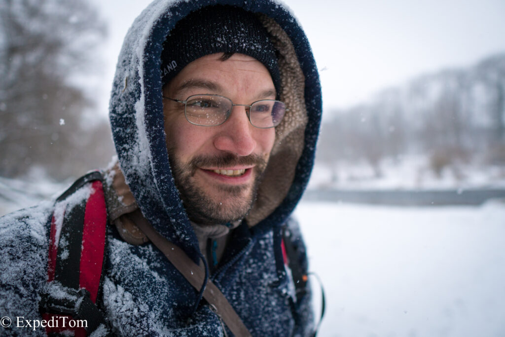 Czech Nympher Tobi "the man whose hands never feel the cold"