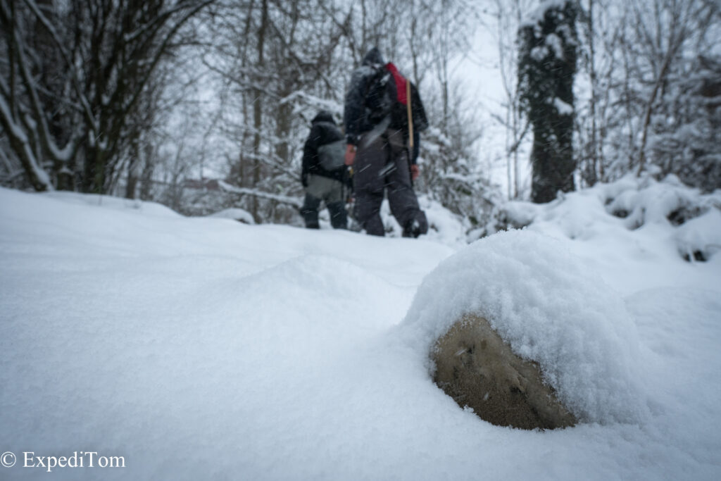 To the river, through the snow - freezing for grayling